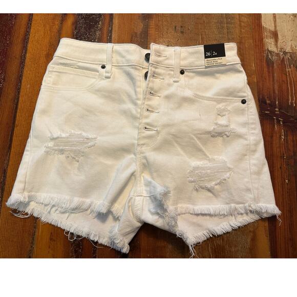 Abercrombie & Fitch Women's High Rise Denim Cut-Off Shorts –White, Size 26 (NWT) - Picture 1 of 10